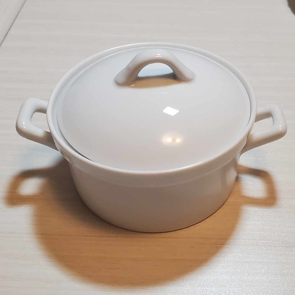 Wildly Delicious Fine Foods Ceramic Soup Bowl with Lid – Bistro Style